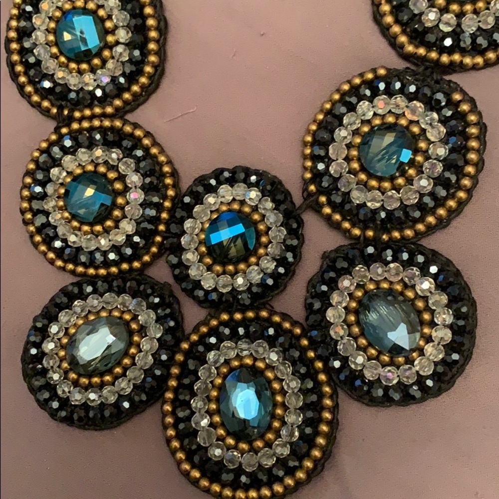 Statement necklace